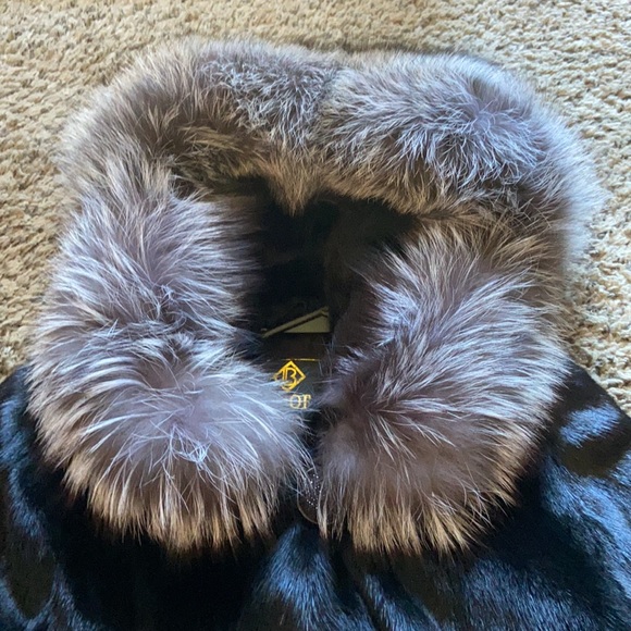 Gorgeous mink jacket - Picture 4 of 13